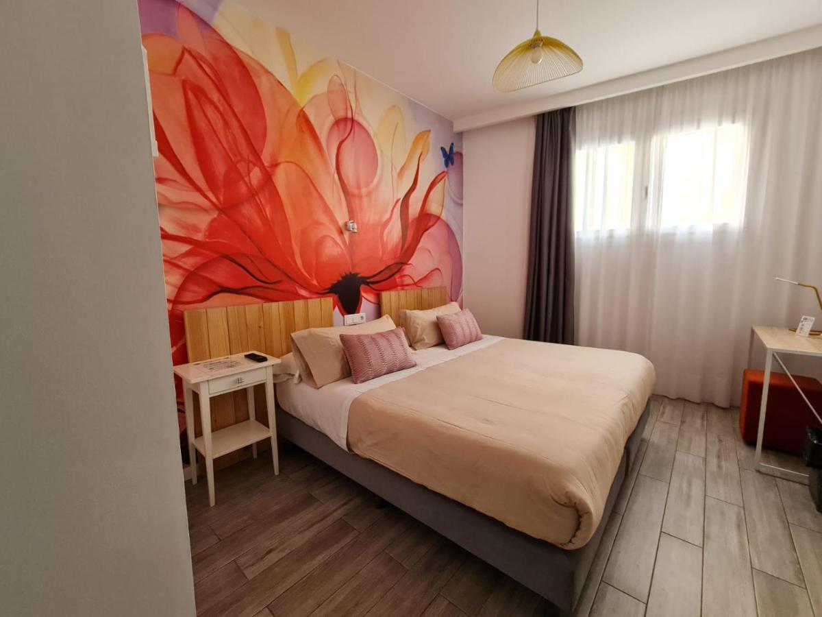 Huelva Art Hotel Bagian luar foto